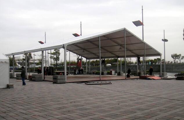 篷房特點與常用規(guī)格以及技術(shù)標(biāo)準(zhǔn)的介紹